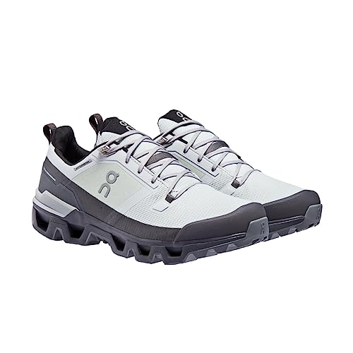 Image of On Women's Cloudwander Waterproof Sneakers