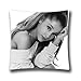 96688PLAOO Ariana Grande Black and White Cotton Polyester Throw Pillow Case Home Custom Cushion Cover Fundas para Almohada (45cmx45cm)