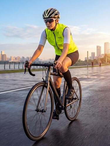 Image of qualidyne Women's Windproof Cycling Vest, Lightweight Full-Zip Breathable Sleeveless Bike Jacket, 1 Back Pocket