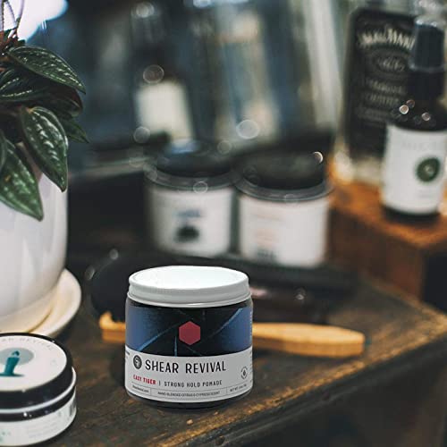 Shear Revival Easy Tiger Pomade, Firm Hold Oil-Based Hair Styling for Men, Semi-Matte Finish, Classic Shine - Image 3