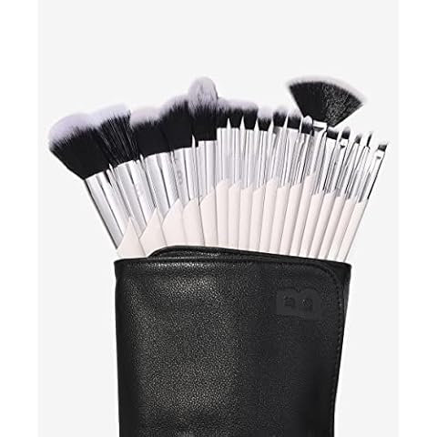 BEAUTY BAY 18 Piece Eye & Face Makeup Brush & Bag Gift Set - Make Up Brushes Beauty Products - Vegan Gifts for Women - Includes Brushes for Foundation, Eyeshadow, Highlighter, Powder and More Cover