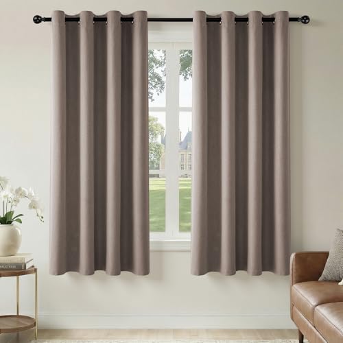 Rideau opaque thermique marron clair aspect lin isolant pour le salon