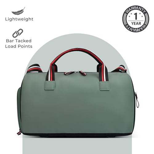 Image of Gear Essential 18 inch /30L Large Water Resistant Faux Leather Duffle Bag | Gym Bag | Travel Bag for Men /Women (Pista - Black)