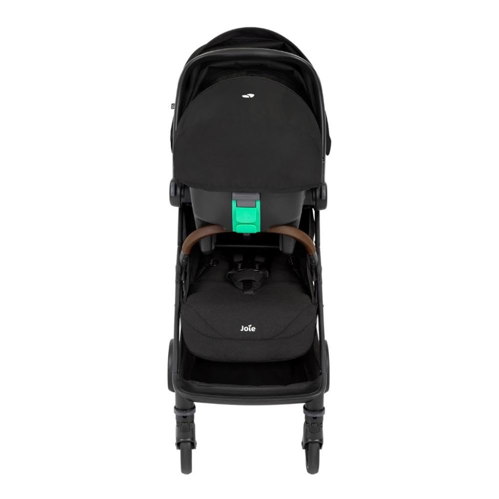 Joie Pact™ Pro Travel-System, Buggy + i-Snug™ 2 Babyschale, ab Geburt | Leichtes Travel-System (Buggy ab 6,3 kg) mit i-Size Babyschale i-Snug™ 2, Ein-Hand-Faltung und UrTilt™-Liegeposition.