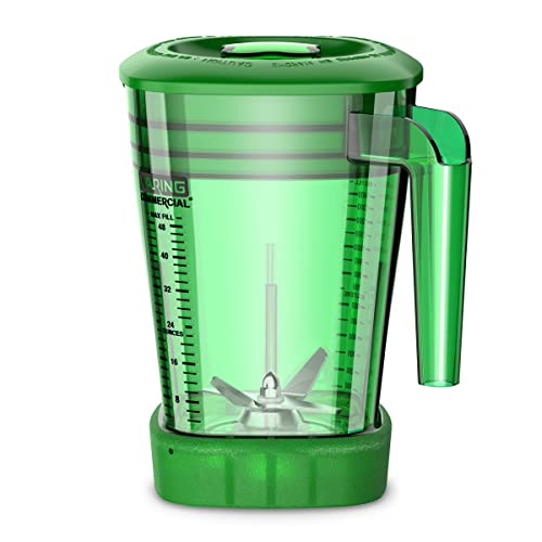 Waring Commercial CAC93X-12 48 oz Green Copolyester Container Complete. Container is stackable for convenient spacesaving storage.