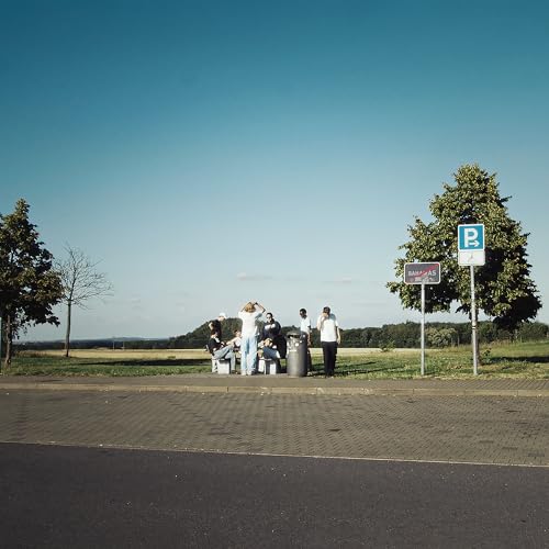 3310, kittyyy & Poppi