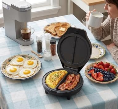 Dual Zone Electric Omelette Maker - Non-Stick Plates, 1000W Fast Heating, Flip Design for 2 Omelettes Simultaneously, Perfect for Kitchen Breakfast Cooking