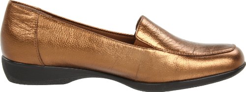 Image of Trotters Women's Jenn Loafer