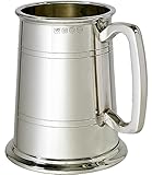 [Une Pinte Chope] – Le Chope lui-même peut contenir confortablement une pinte (568 ml). H : 125 mm B : 115 mm La poignée est solide et robuste, vous donnant une sensation de sécurité dans votre main tout en sirotant votre infusion préférée !