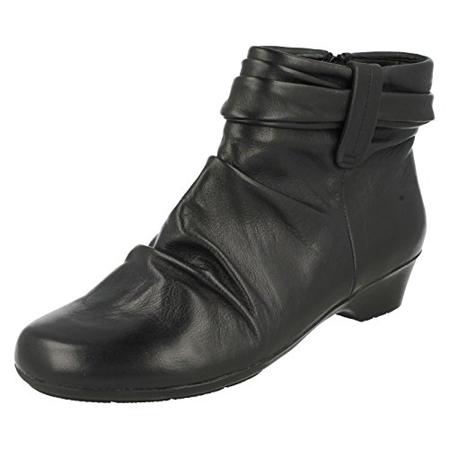 clarks matron ella boots