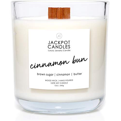 Scented Candle With a Ring Hidden Inside 10zon