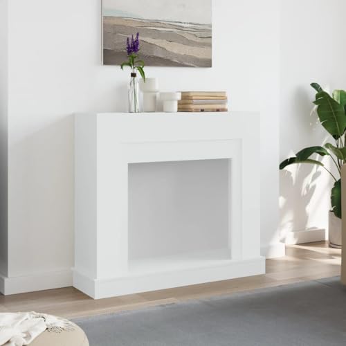 Bordure de cheminée avec surface de rangement en bois