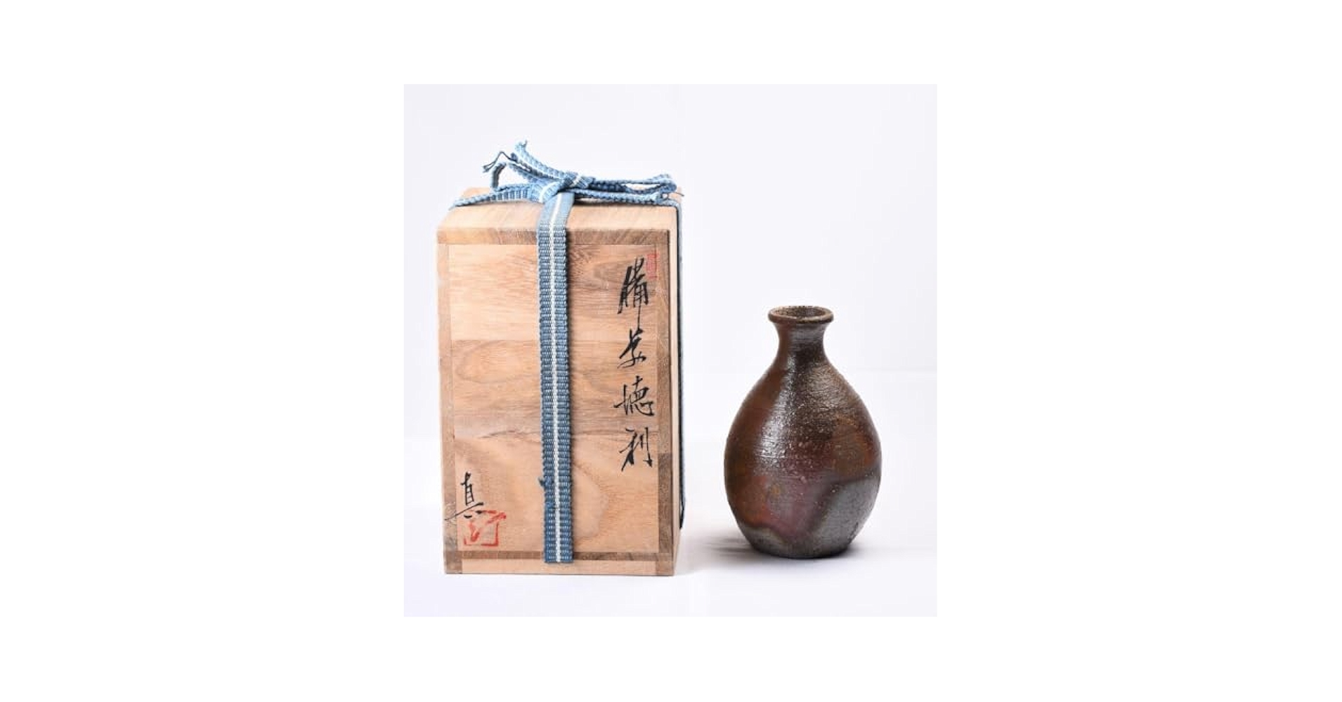 武用真作　備前焼　窯変　徳利　ぐい呑　共箱　共布　酒器 Amazon.co.jp: 武用真作 備前焼 窯変 徳利 ぐい呑 共箱 共布 酒