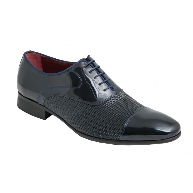 Zapato de vestir piel charol para novio con acabado elegante y cordones