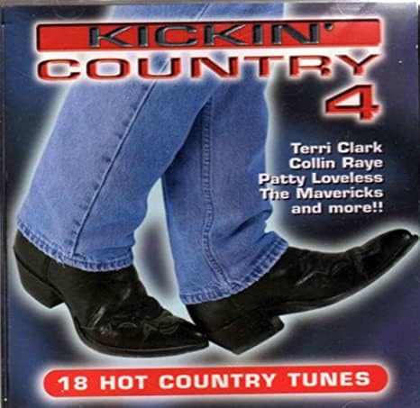 V4 Kickin Country [Audio CD]