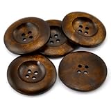 Die Wood-Knöpfe sind äusserst robust und dadurch besonders langlebig. Sie halten schwere Stoffe perfekt zusammen. Zudem eigen sie sich auch wunderbar als edles Geschenk für vielerlei Anlässe oder können als Dekoration ideal verwendet werden.