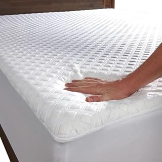 SafeRest Waterproof Queen Size Mattress Protector - Viscose Derived from Bamboo - Fitted with Stretchable Pockets - Machine Washable Viscose Blend Mattress Cover for Bed