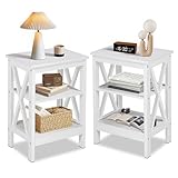 【3 Niveaux de Rangement Pratiques】La surface supérieure accueille lampe, réveil ou décorations, tandis que les deux étagères ouvertes permettent de ranger livres, boîtes de rangement ou objets du quotidien, pour un gain de place optimal.