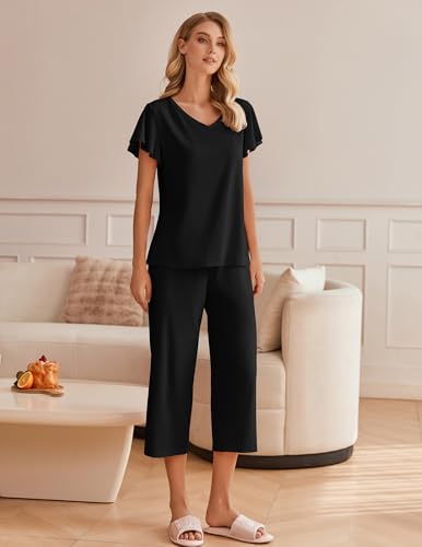 Image of Ekouaer Womens Cotton Pajamas Sets Short Sleeve Capri Pants with Pockets