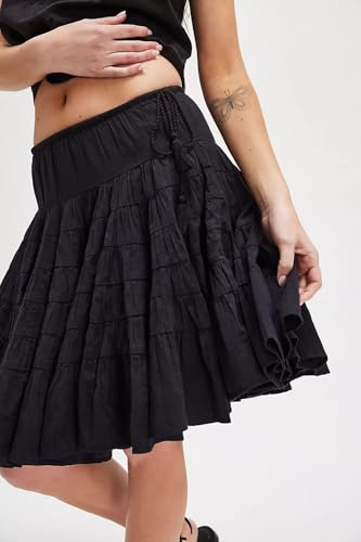 UAURORAO Women Tiered Pleated Skirt Boho Ruffle Flowy Midi Skirts A Line Drawstring Waist Knee Length Country Skirts2