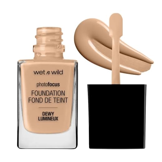 wet n wild Photo Focus Dewy Liquid Foundation Makeup, Classic Beige