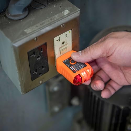Image of Klein Tools RT210 Outlet Tester, Receptacle Tester for GFCI / Standard North American AC Electrical Outlets, Detects Common Wiring Problems