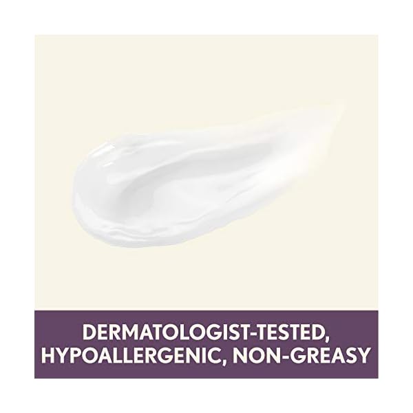 Aveeno Absolutely Ageless Daily Facial Moisturizer with Broad Spectrum SPF 30 Sunscreen, Antioxidant-Rich Blackberry Complex, Vitamins C & E, Hypoallergenic, Non-Comedogenic & Oil-Free, 1.7 fl. Oz