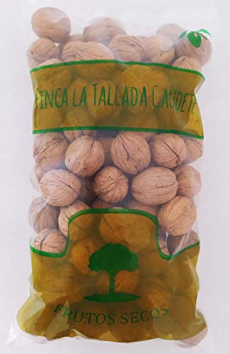 Nueces españolas. Origen: Caudete, Albacete. España. Bolsa sellada 1 kilo Cover