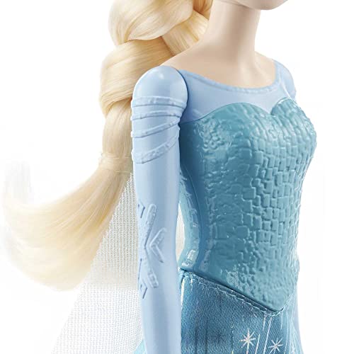 Mattel Disney La Reine des Neiges Poupée Elsa avec tenue emblématique, chaussures, jupe, cape en tissu et accessoires, Jouet Enfant, Dès 3 ans, HLW47