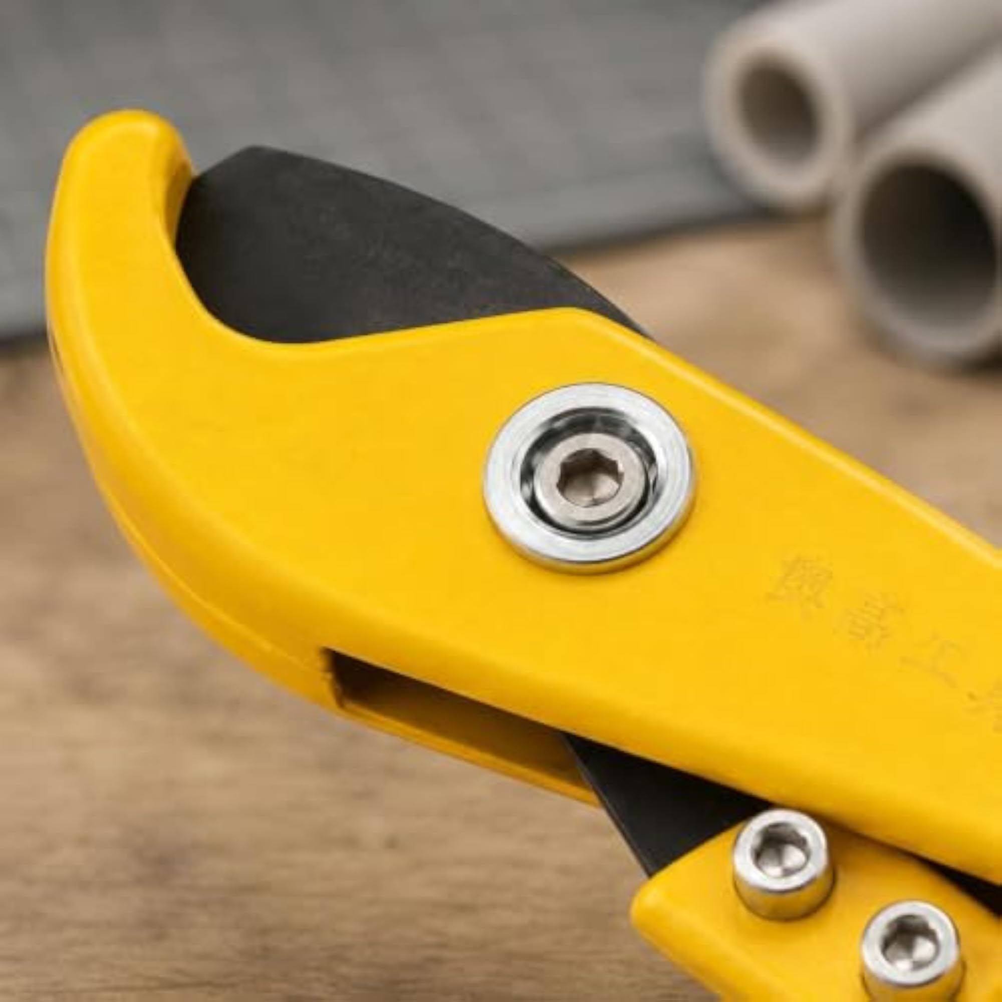 Manual ABS Pipe Cutter for Quick Cuts
