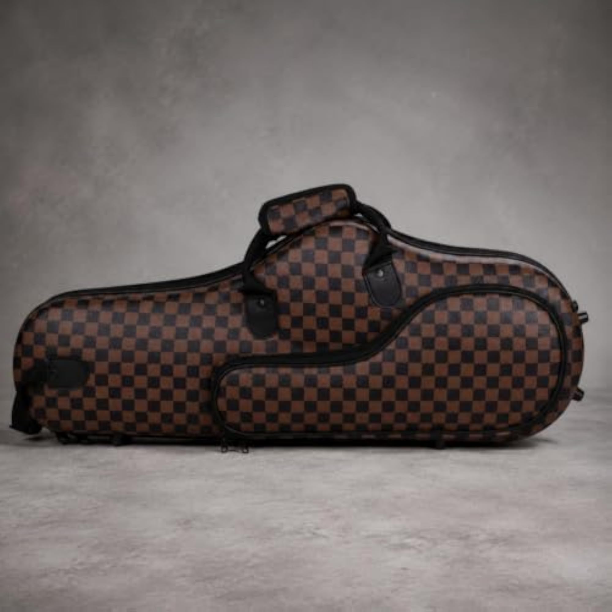 Lightweight Alto Saxophone Case, Contoured Design
