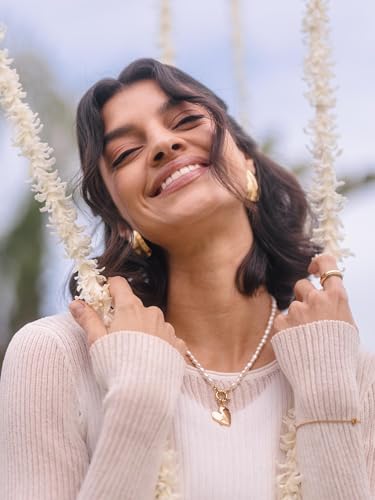 Purelei® True Love Charm – Zeitloser Anhänger aus hochwertigem Edelstahl - Symbol für Liebe & Verbundenheit - Schmuck Anhänger - Kettenanhänger Damen