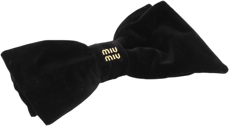 ꫛꫀꪝ✧‧˚ 小ぶりフラワー うるツヤアクリルストーン ハンドメイド