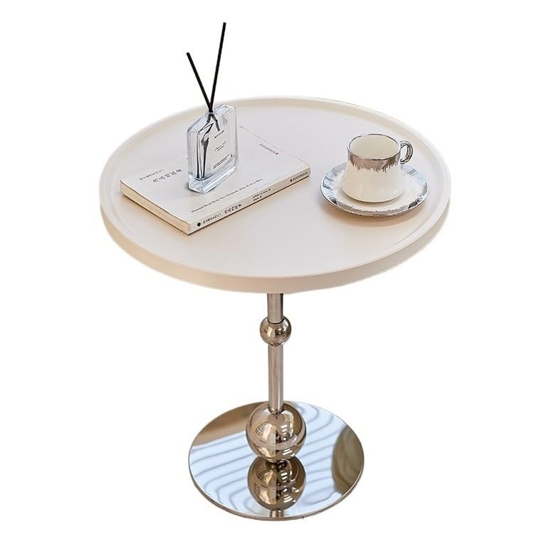 Table basse pour petits espaces : optimisez votre salon studio