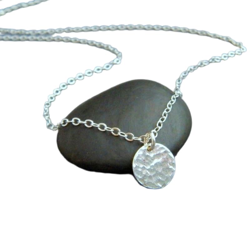 Collar de plata de ley 925 antialérgico con disco plano delicado que no se enreda
