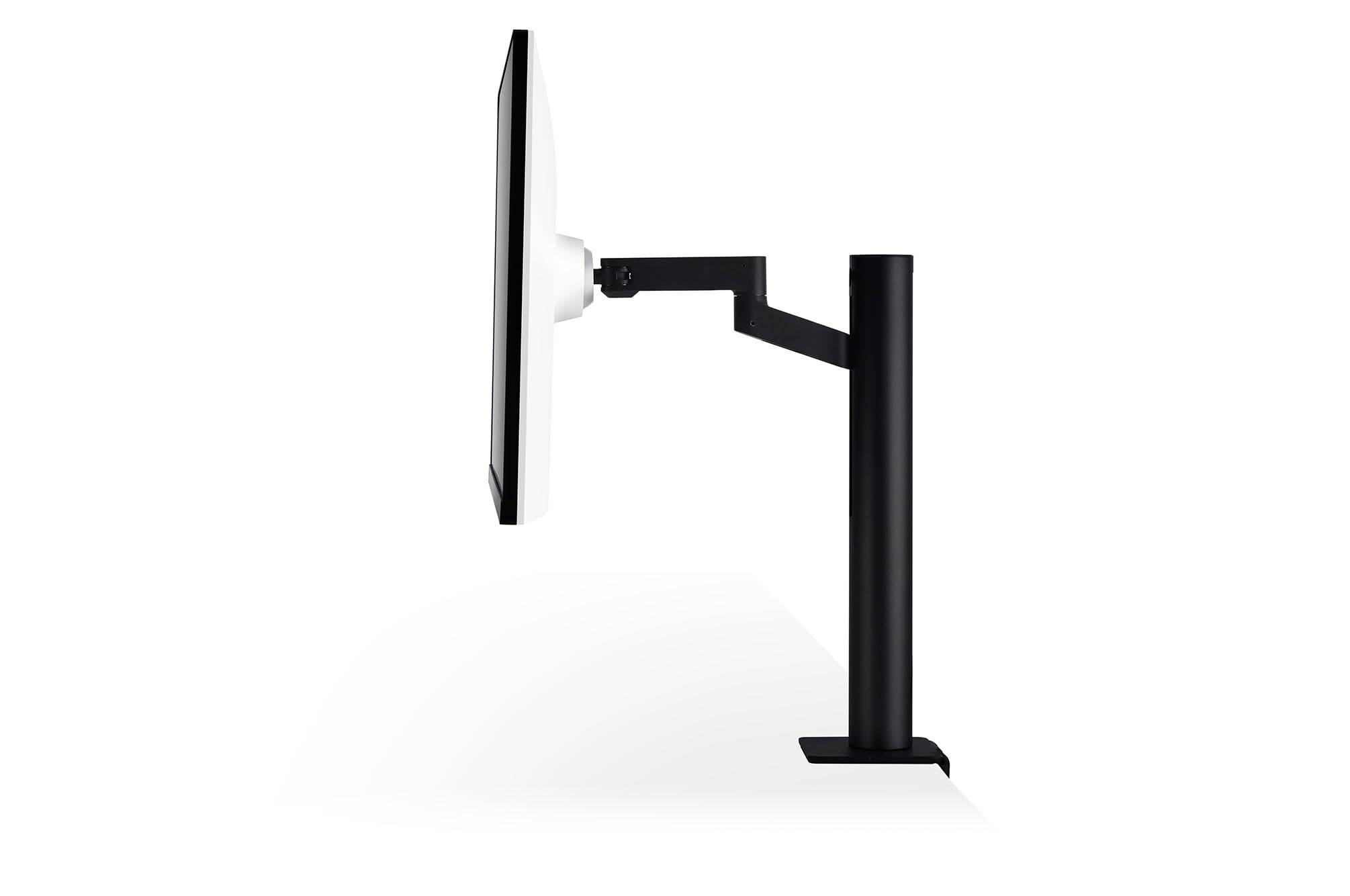 LG Ergo Ultrafine 32UN88AP-W Ecran PC 4K 32" - Dalle IPS résolution 3840x2160, 5ms 60Hz, HDR 10, DCI-P3 95%, Pied Ergonomique réglable, USB-C, Haut-parleurs