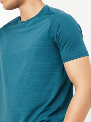 Image of Max Men's Solid Regular Fit T-Shirt