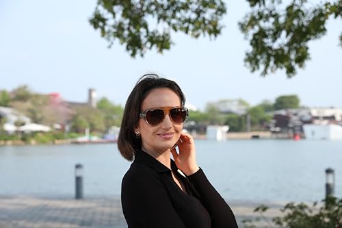 Image of FEISEDY Retro Polarized Aviator Sunglasses for Men Women Trendy 70s Vintage Plastic Frame Sun Glasses B4150