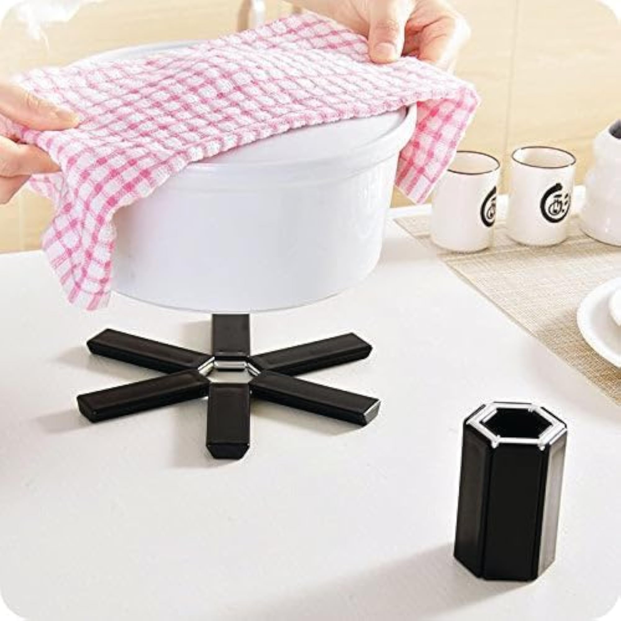 Foldable Non-Slip Heat Resistant Kitchen Hotmat, Space-Saving Protector