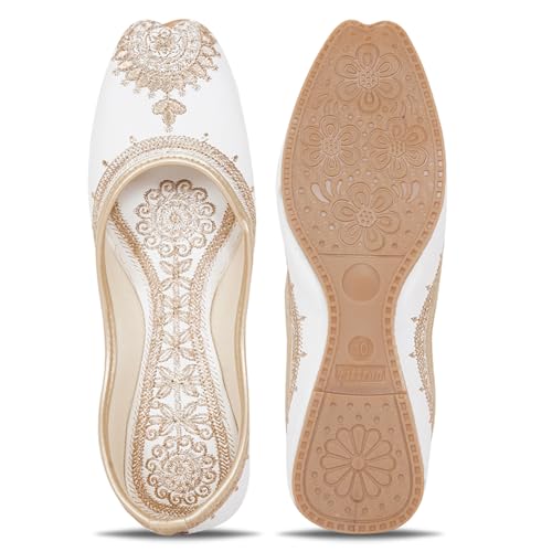 Image of Women's Embroidered Rajasthani Mojari Jutti | Ethnic Punjabi Juttis for Women & Girls | Flat Slip-On Footwear for Wedding, Festive & Casual Wear