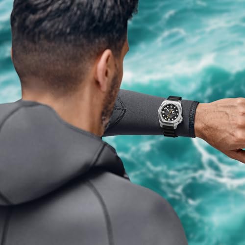 Victorinox Stainless Steel Dive Pro,Automatic Swiss Made Men's Analog Watch,Black Dial,43 Mm,300 M Water Resistant,Sellita Sw 200-1 Movement,Black Rubber Strap,Wrist Watch For... - Image 6