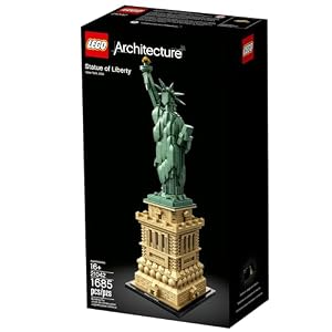LEGO Architecture Statue of Liberty Model Building Set - Collectible New York City Souvenir, Creative Home Décor or Office Centerpiece, Great Gift Idea for Adults and Teens, 21042 — photo 2 of 6