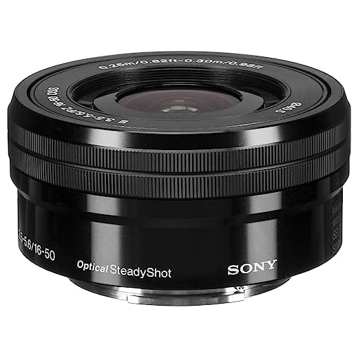 Compact Sony E PZ 16-50mm Zoom Lens
