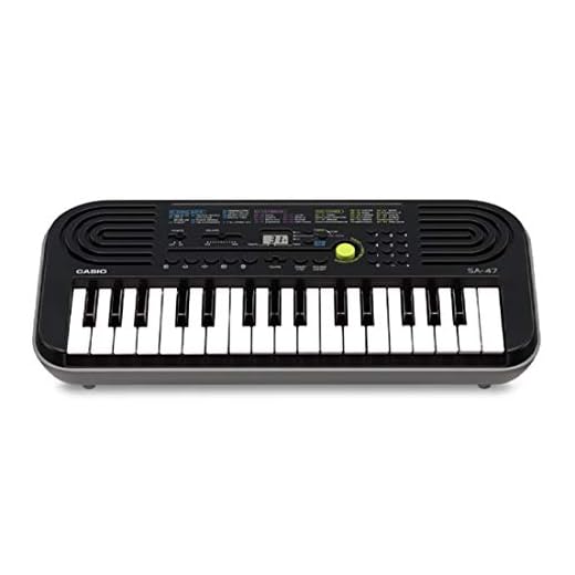 Casio SA-47 - Mini tastiera elettronica polifonica ad 8 Voci e 32 tasti, Nero/Grigio