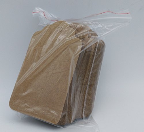 Etichette in carta da pacchi con filo di spago di