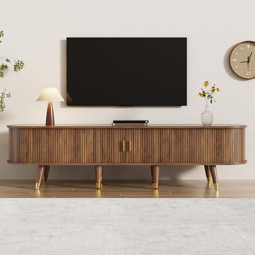 Kebnor TV-Schrank 175 cm mit Rattan-Schiebetür, Walnussoptik & viel Stauraum – Landhausstil Fernsehtisch aus MDF mit offenen Fächern, Schubladen & Schrank – natürliches Design