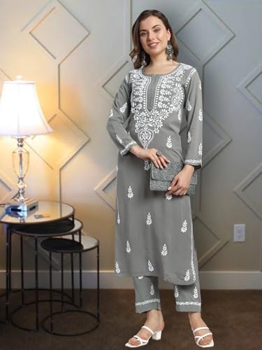 Image of BHARVITA Women's Cotton Blend Lucknowi Embroidered Chikankari Straight Kurta, with Pant Set
