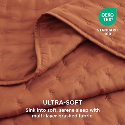Image of Bedsure Quilts Queen Size - Red Orange Bedspread Queen Size & Lightweight Comforter, Boho Coverlet with Clover Pattern, Ultra Soft All-Season Bedding, 90 x 96 Inches