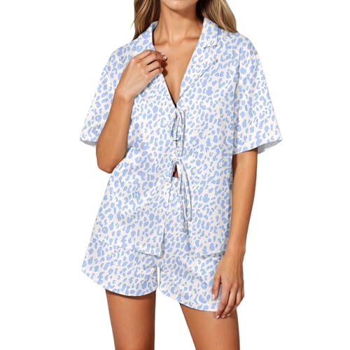 Short imprimé et haut de pyjama confortable pour vos moments de détente estivale à la maison