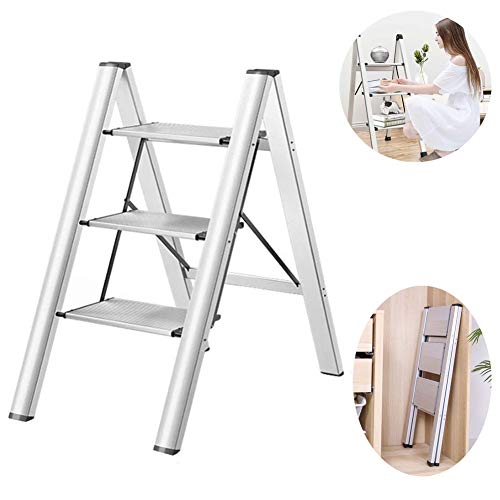 Preisvergleich Produktbild CTEGOOD Klapptrittleiter 3 Stufen Alu-Trittleiter Leiter Klappsicherung einfach zu verstauen, belastbar bis 150 kg für Arbeitszimmer, Bad, Küche, WohnzimmerSilver